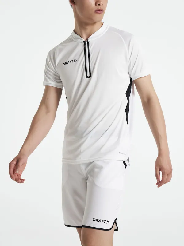 1908225-900999_Pro Control Impact Polo M_Closeup1.jpg
